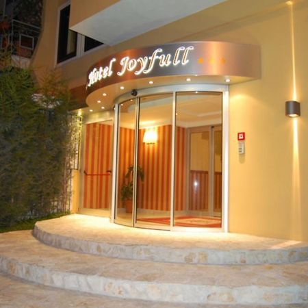 Hotel Joyfull Наполи Екстериор снимка