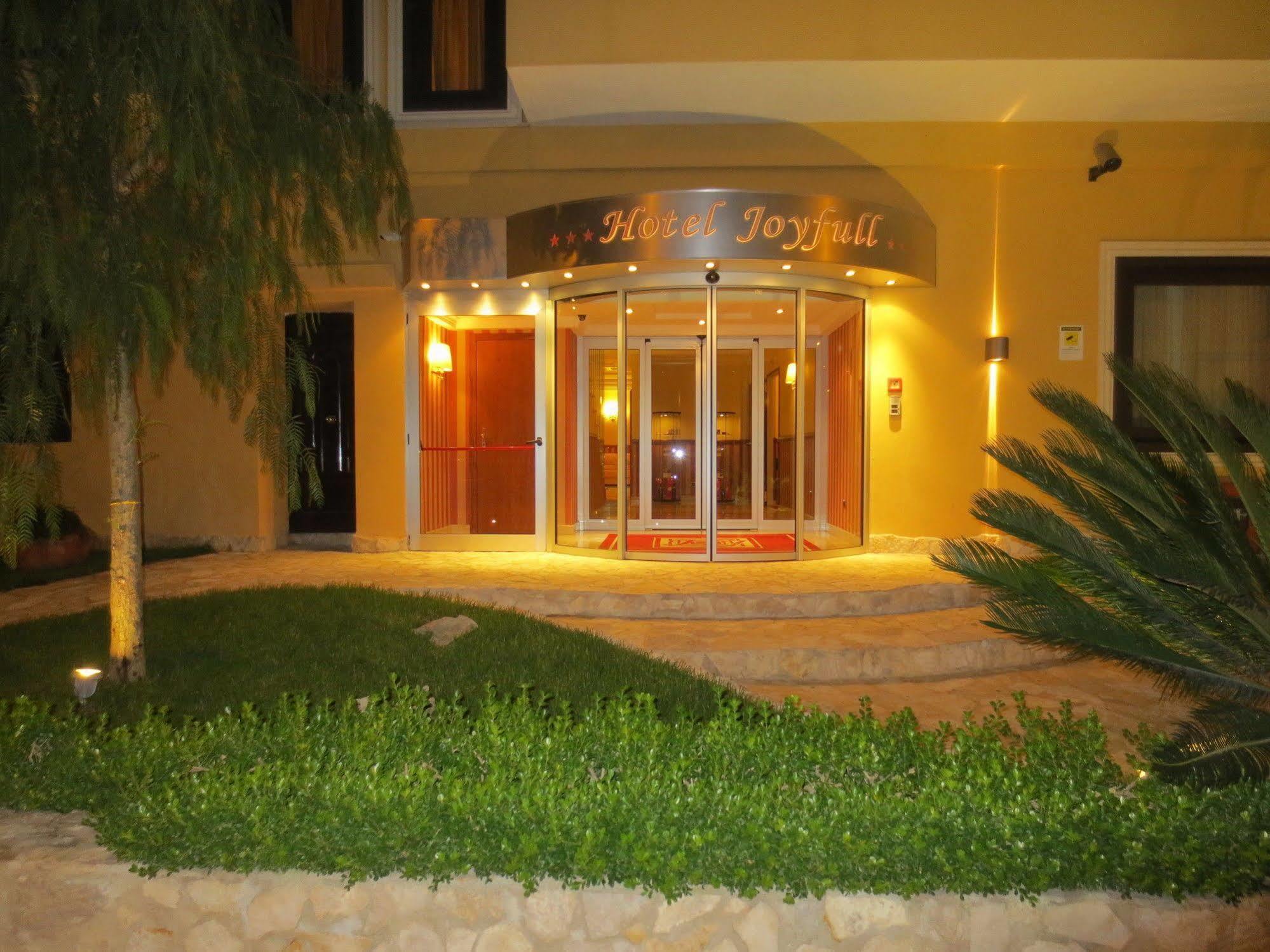 Hotel Joyfull Наполи Екстериор снимка